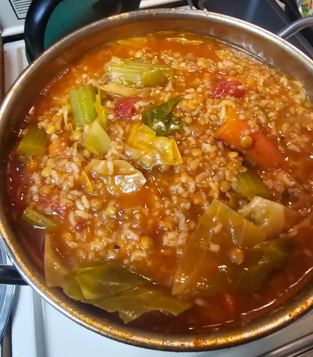 Büyük Buhran Dönemi Çorbası: Ekonomik, Besleyici ve Pratik Geleneksel Tarifler