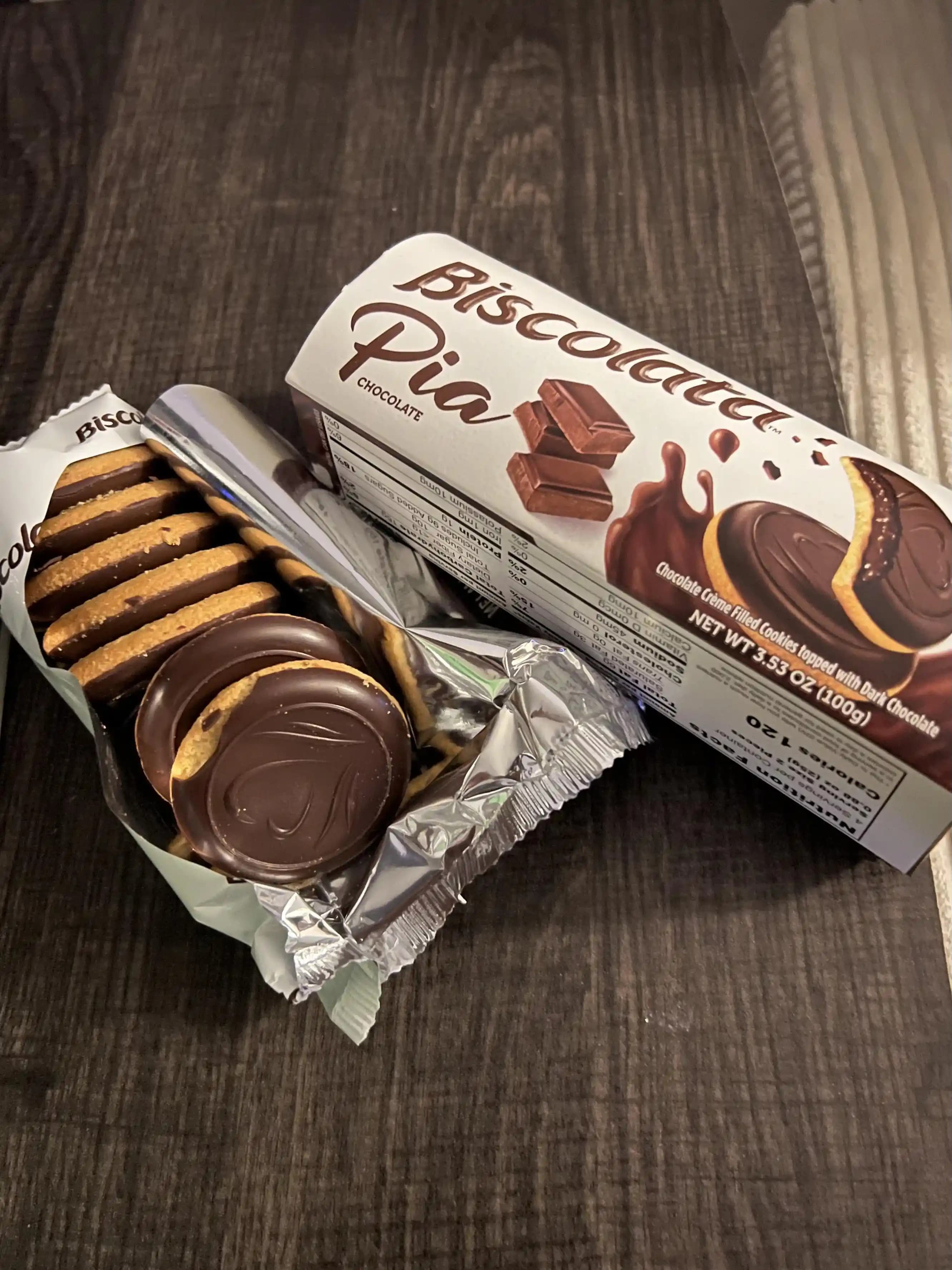 Dollar Tree'de Türk Biscolata Atıştırmalıkları ve Küresel Tatların Keşfi