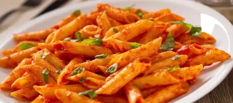 Ev Yapımı Makarna Sosunu Restoran Kalitesine Yaklaştırmanın Yöntemleri ve İpuçları