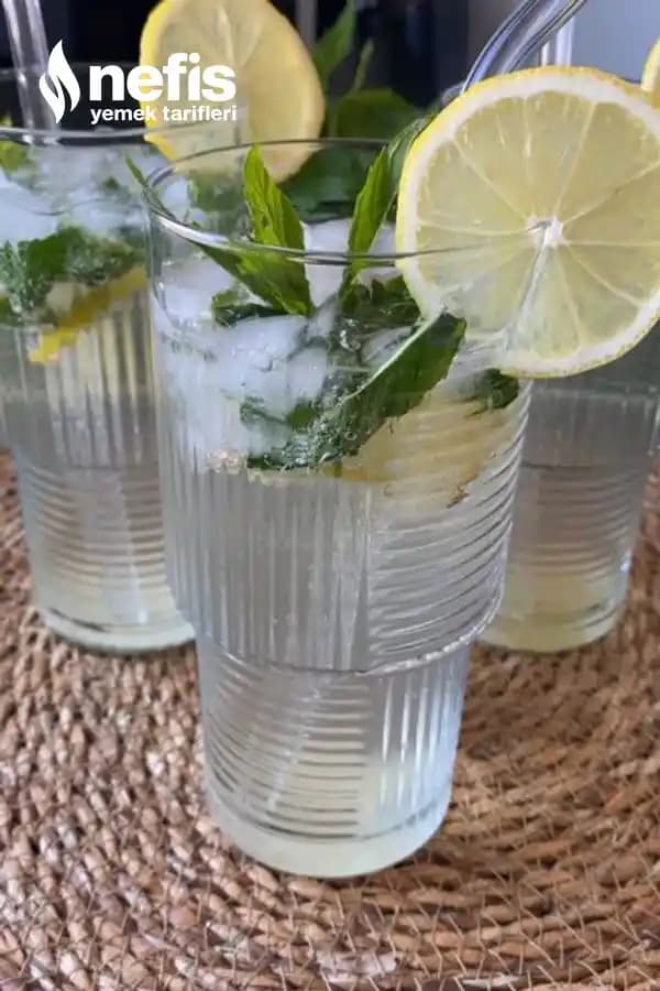 Alkolsüz Mojito Tarifi ve Sağlıklı Yaz Kokteyli Seçenekleri