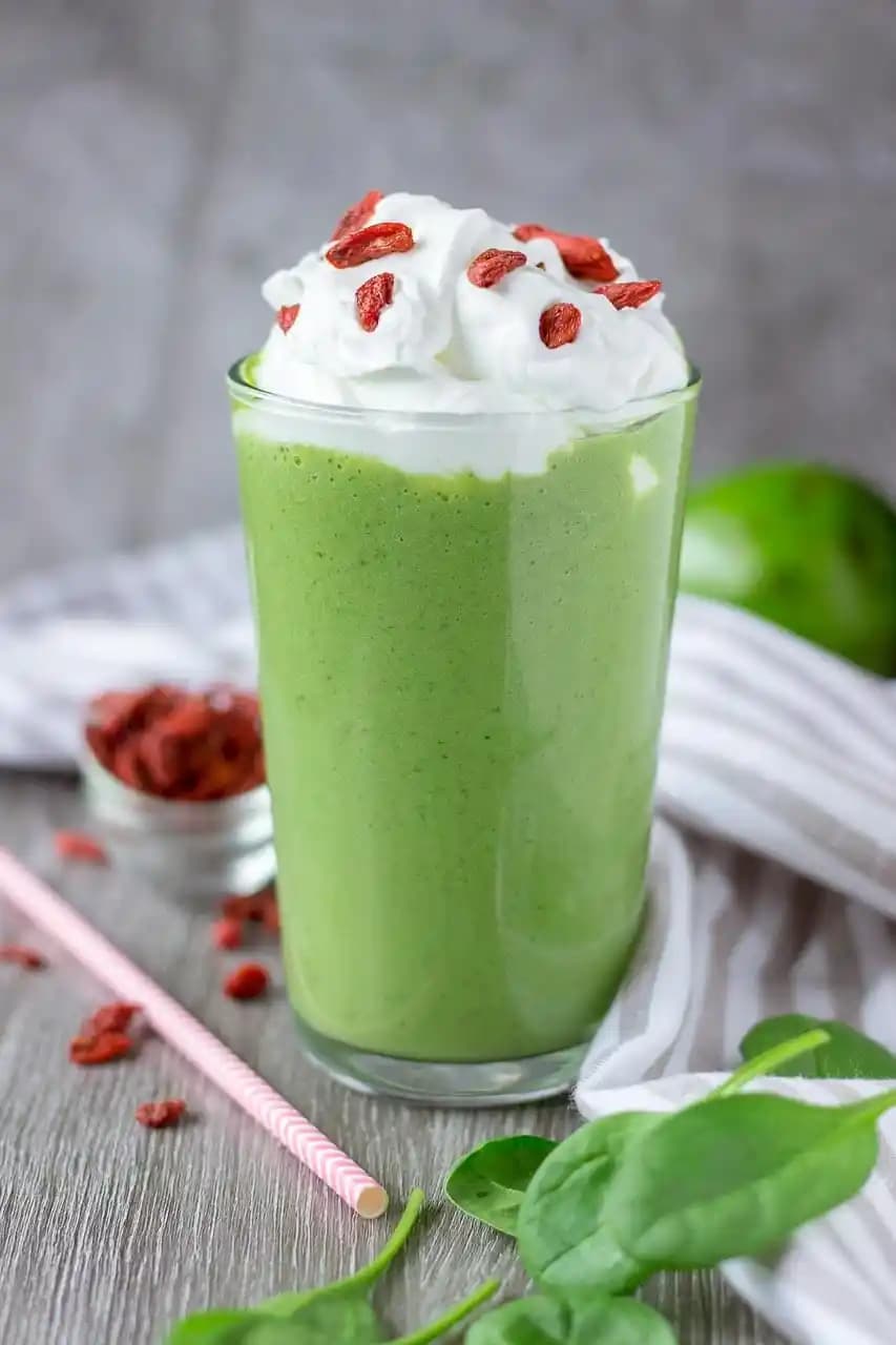 Marketlerde Bulunan Matcha Smoothie Tarifleri ve Sağlık Faydaları