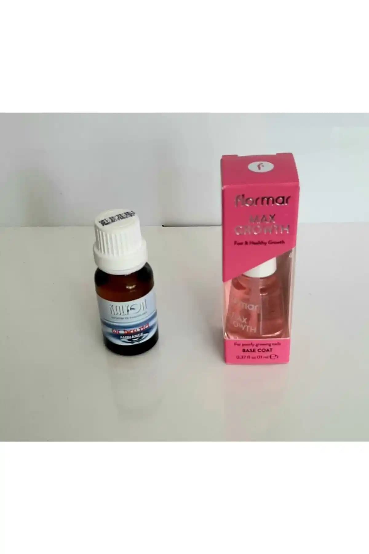 Oje İnceltici Ürünler ve Güzellik Sırları: Tırnak Bakımında Pratik ve Ekonomik Çözümler