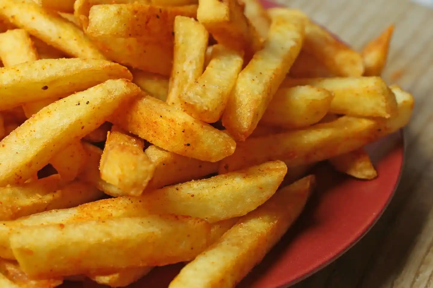 Parmak Patates Tarifleri ve Sunum İpuçlarıyla Pratik ve Lezzetli Atıştırmalıklar