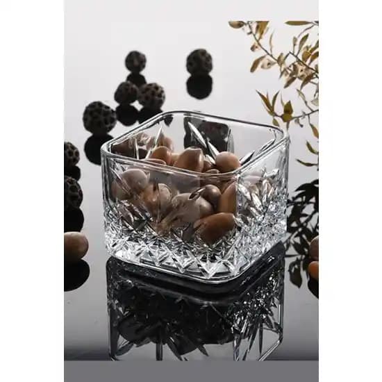 Paşabahçe Kare Kase: Modern ve Şık Mutfak Aksesuarları İçin Uygun Seçenekler