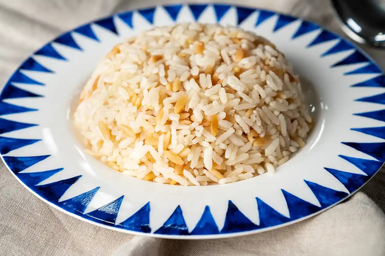 Pirinç pilavı protein mi içerir? Sağlıklı beslenmede pirinç ve protein dengesi