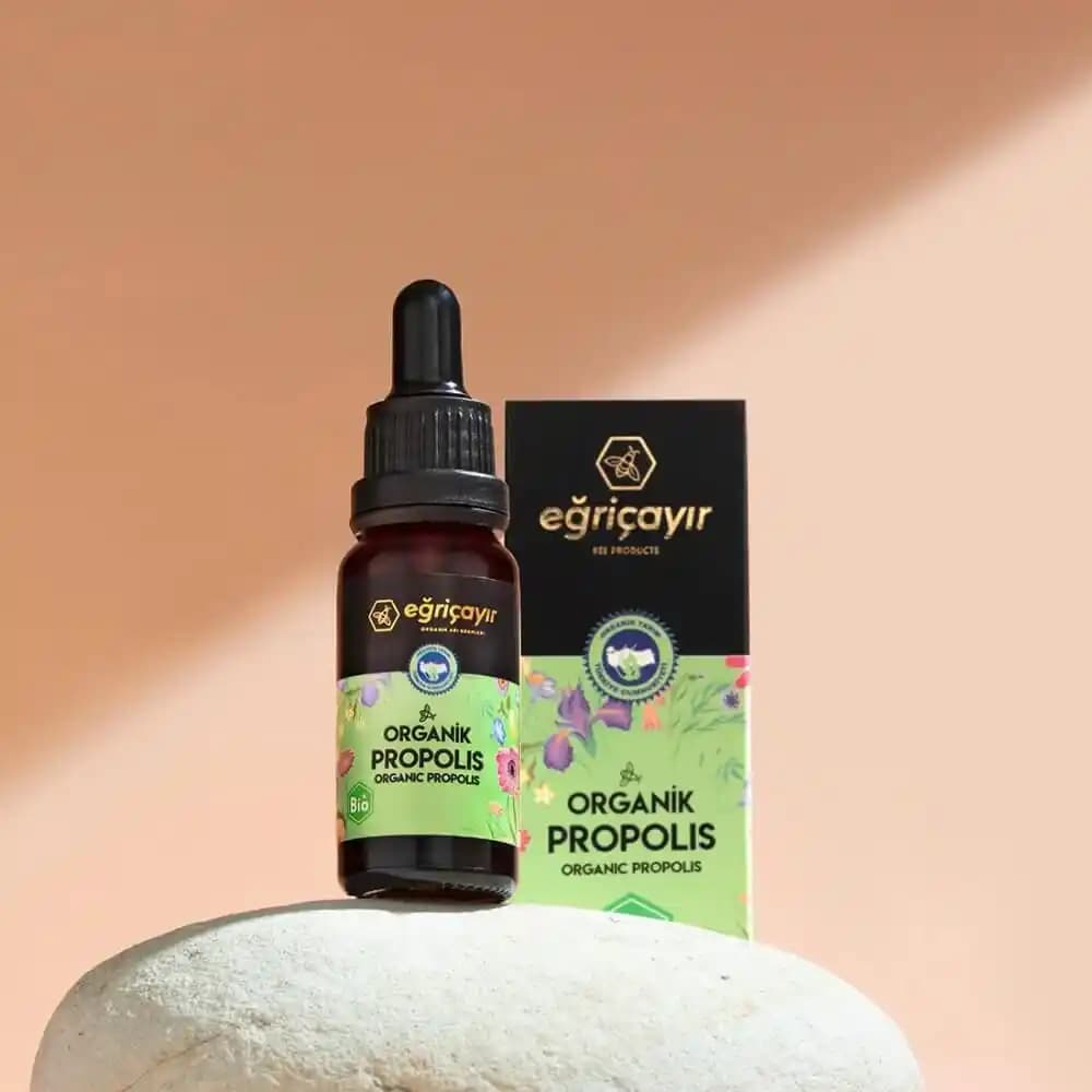 Propolis Alkol Bazlı Çözümler: Doğal Güç Kaynağı ve Sağlık Destekçisi