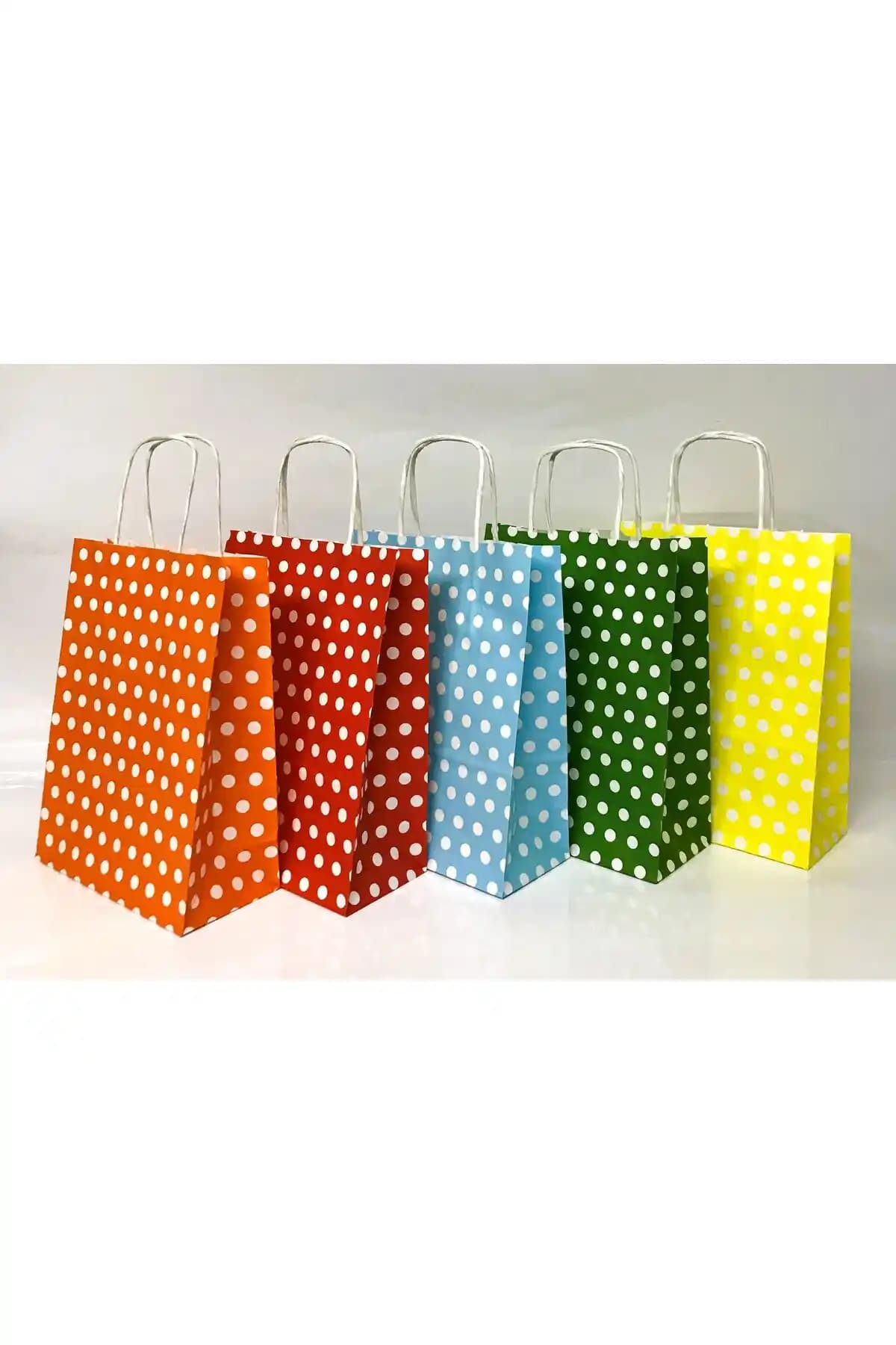 Renkli Kraft Çantalar: Çevre Dostu ve Estetik Alışveriş Çantası Trendleri