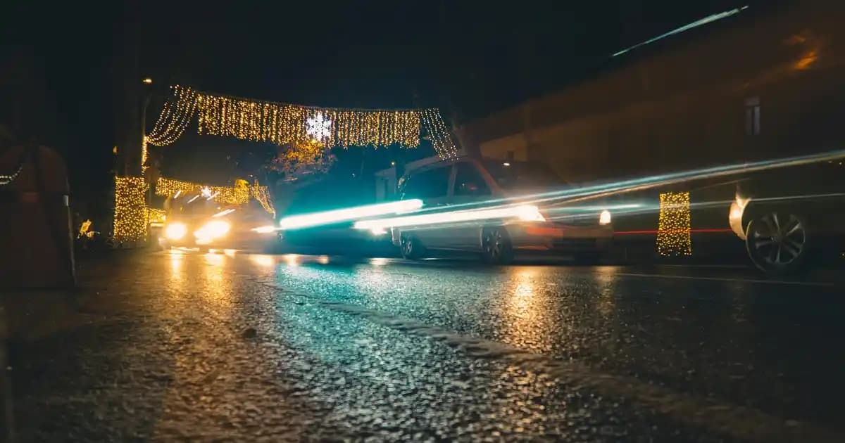 Siyah Çikolata Nedir ve Sağlık Faydalarıyla Lezzetin Buluştuğu Tatlı Seçenekleri