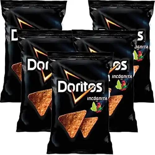 Siyah Doritos: Yenilikçi ve Görsel Çekiciliğiyle Modern Atıştırmalık Trendleri