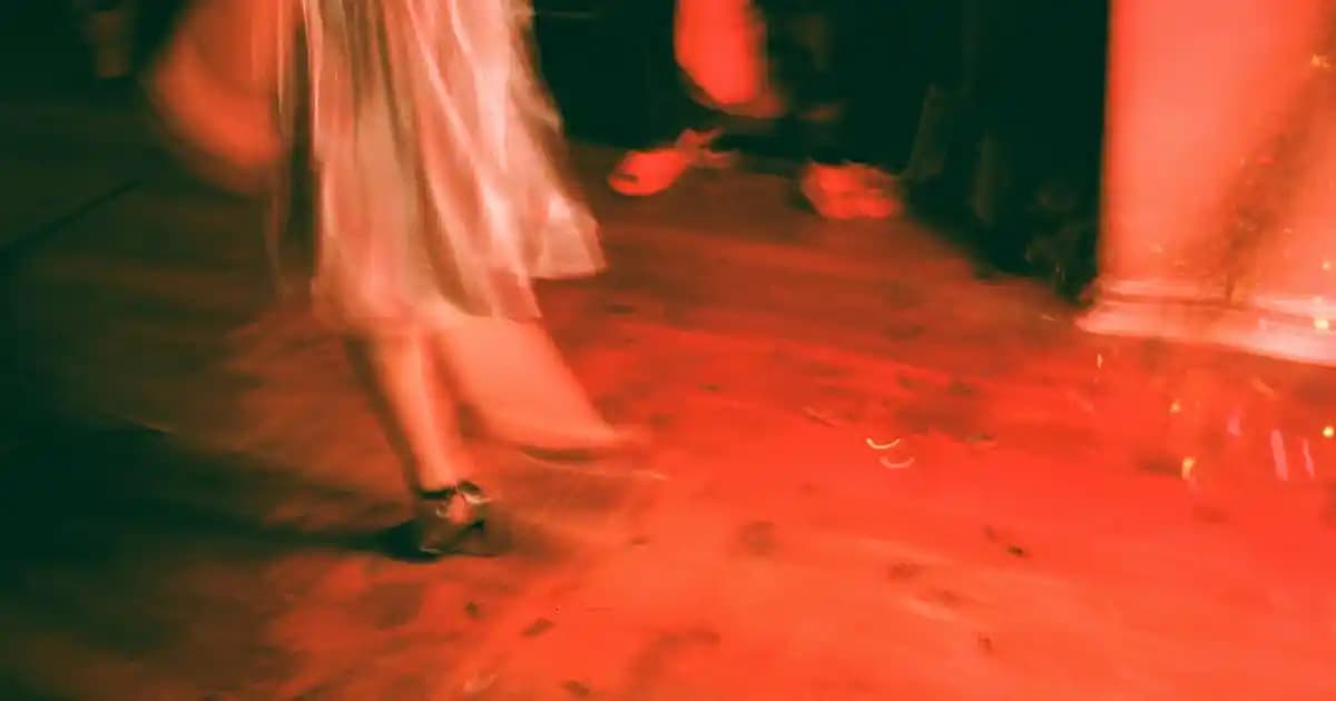 Sütlü Krema Nedir ve Tatlılarda Kullanım Alanları Hakkında Detaylı Bilgi