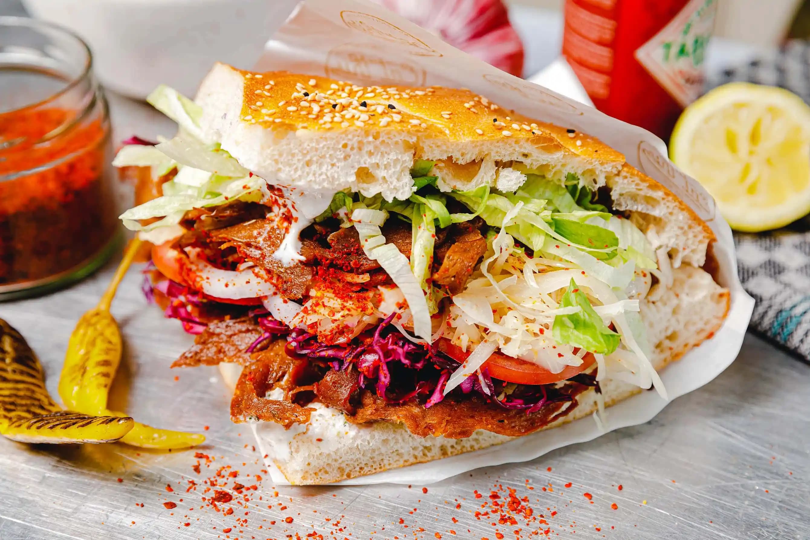 Vegan Döner Nedir ve Sağlıklı, Etik Alternatif Olarak Neden Popüler Oluyor