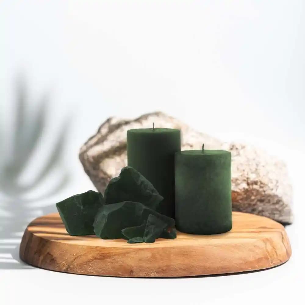 Yeşil Mumlar: Doğanın Sıcaklığı ve Atmosferiyle Evinizi Dinginleştirin