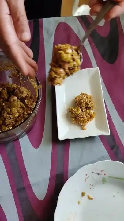 Zeytinyağlı Sarımsak Nedir, Nasıl Hazırlanır ve Sağlık Faydaları Nelerdir