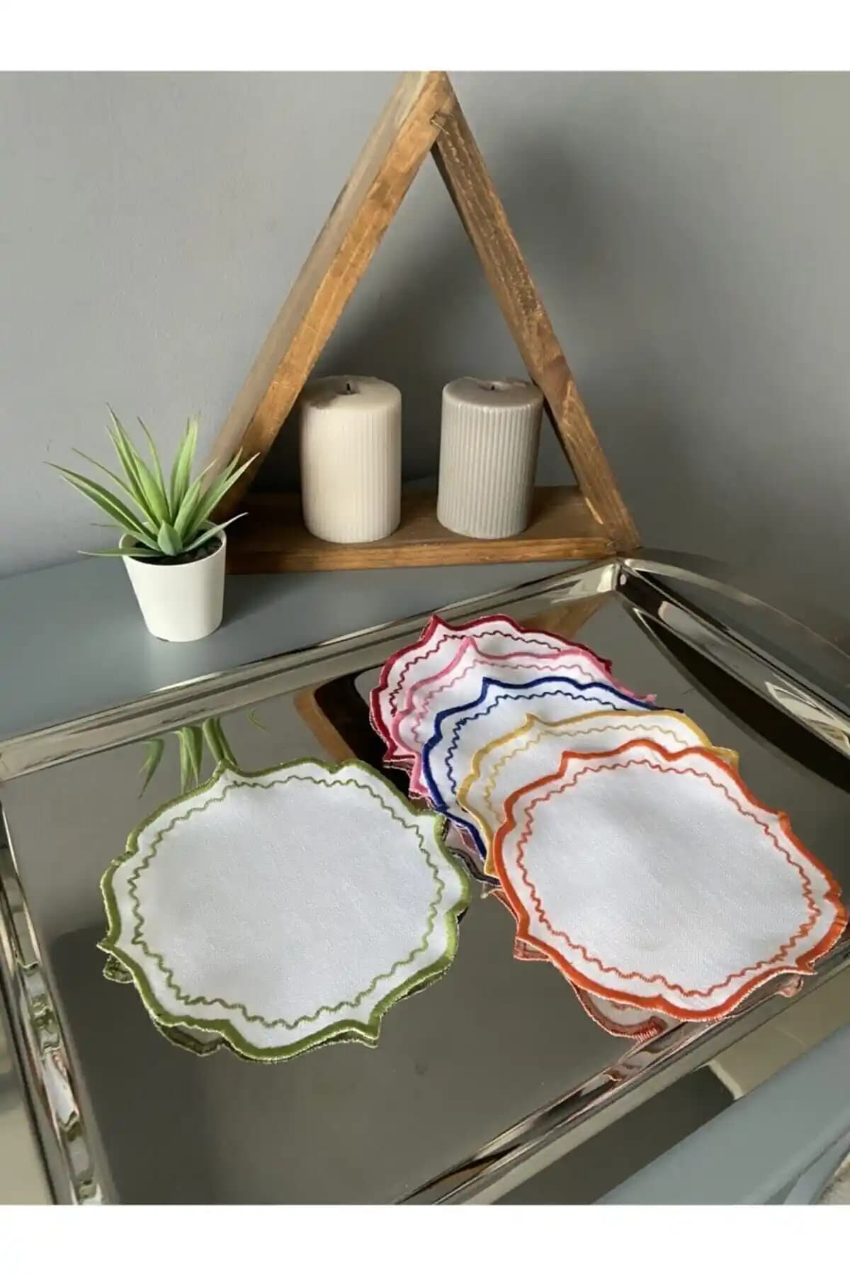 Galatateks Kokteyl Peçete 6’lı Takım ile şık ve dayanıklı masa düzenleri oluşturun