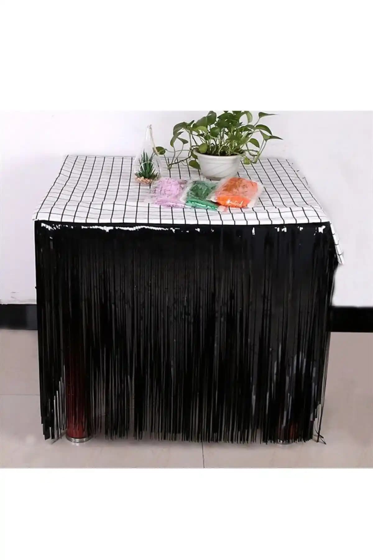 Huzur Party Store Siyah Metalize Folyo Masa Eteği Şık ve Kullanışlı Organizasyon Dekoru