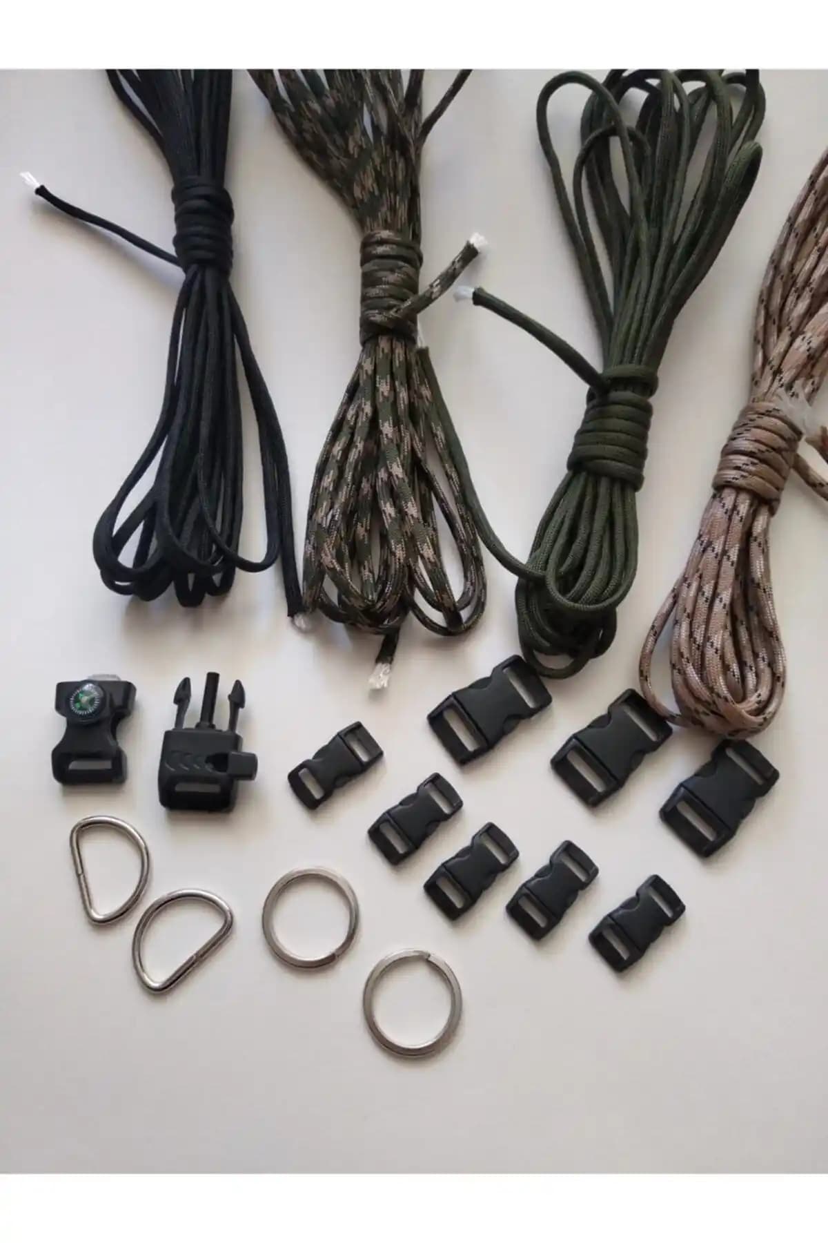 Paracord Dünyası Paracord Outdoor Bileklik İpi ve Klips Seti: Dayanıklı ve Çok Yönlü Outdoor Malzeme