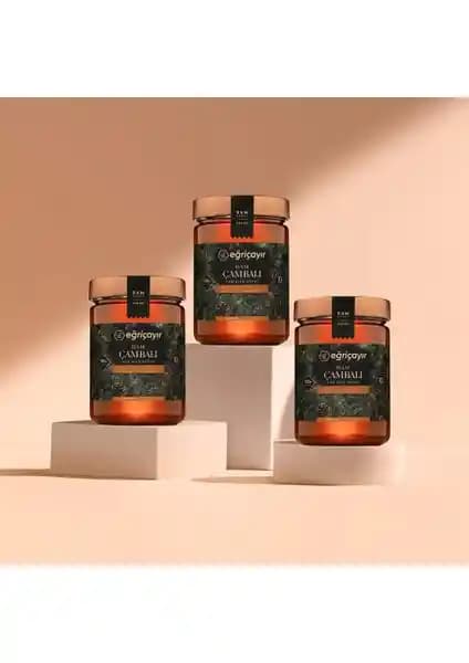 Eğriçayır Ham Çam Balı: Doğallık ve Kalite ile Öne Çıkan Türk Balı Ürünü