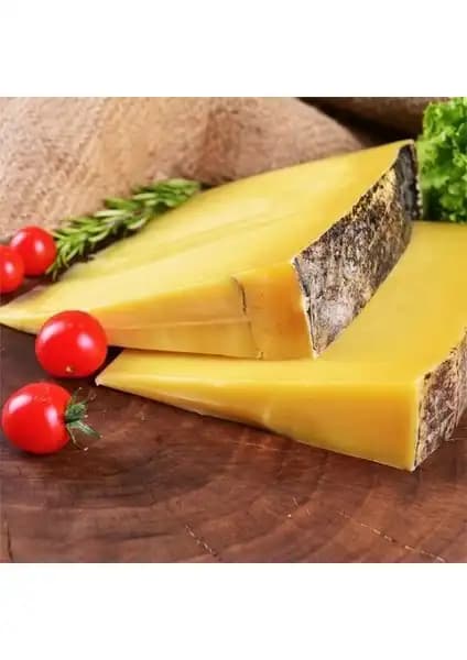 Gurmepark Kars Eski Kaşar Peyniri 1kg Doğal ve Olgunlaşmış Türk Mutfağının Vazgeçilmez Lezzeti