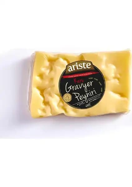 Kars Gravyer Peyniri: Geleneksel Üretimle Eşsiz Aromalara Sahip Modern Peynir