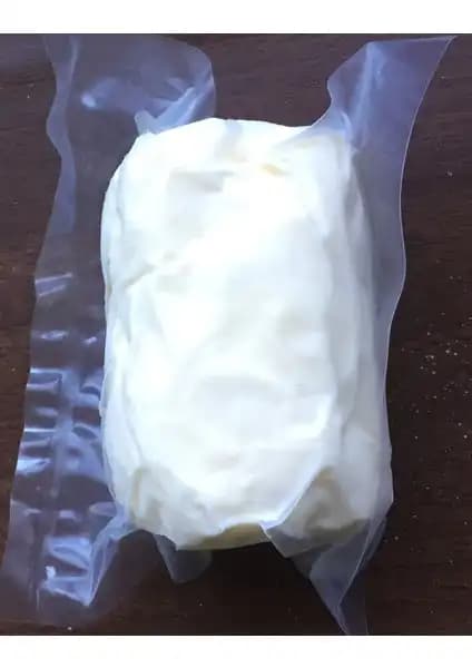 Trabzon Az Tuzlu Yayık Yağı: Doğal Karadeniz Lezzeti ve Sağlıklı Beslenme Seçeneği