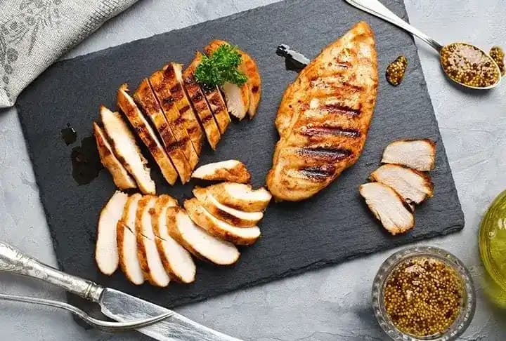 300 Gram Tavuk Bonfile Kalori Değeri ve Besin İçeriği Hakkında Bilgi