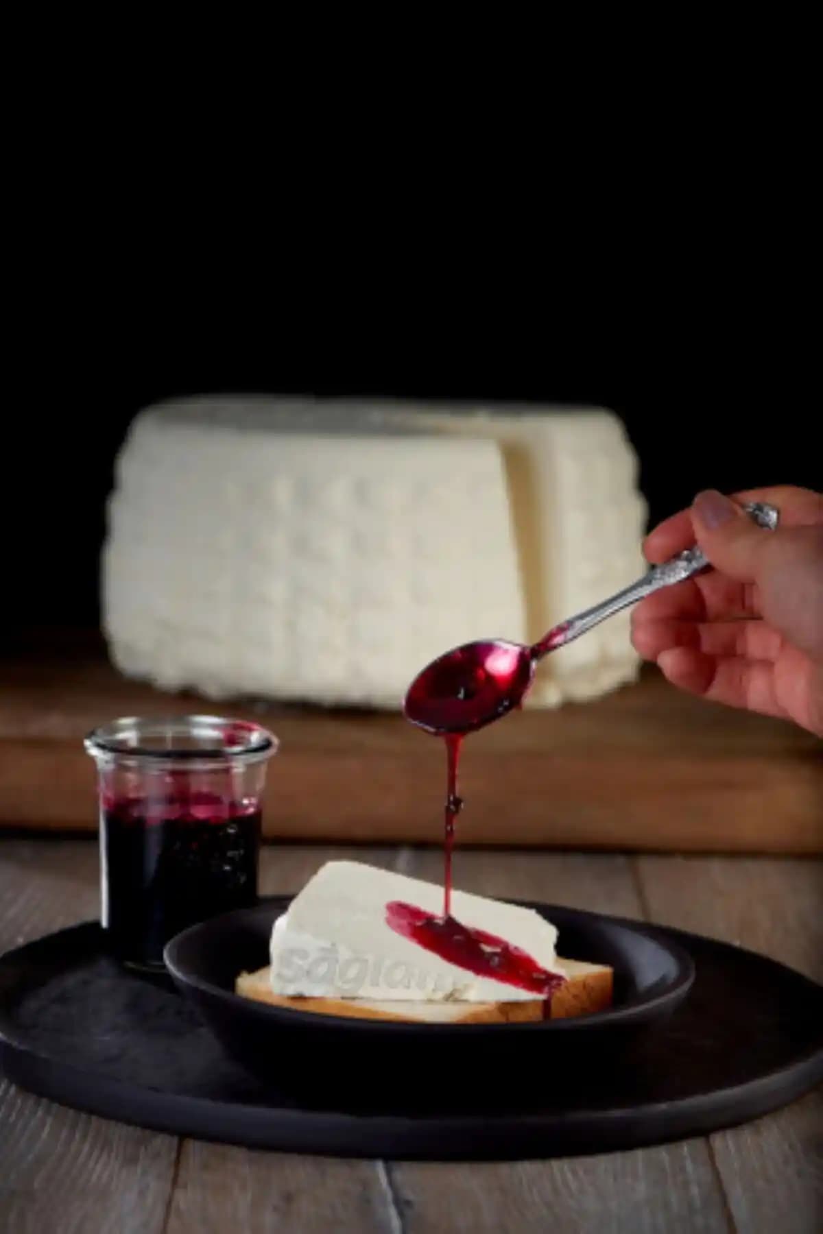 Fikret Sağlam Sağlam Tatlı Lor Peyniri: Tuzsuz Organik Lor ile Bebek Kahvaltıları