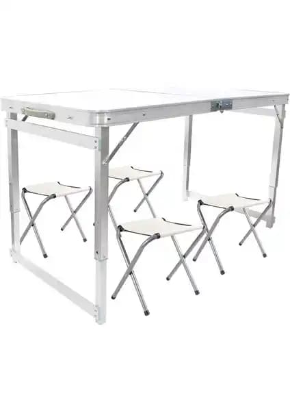 Funky Chairs Tabureli Deluxe Piknik Masası Seti ile Haegs Kamp Masası Karşılaştırması