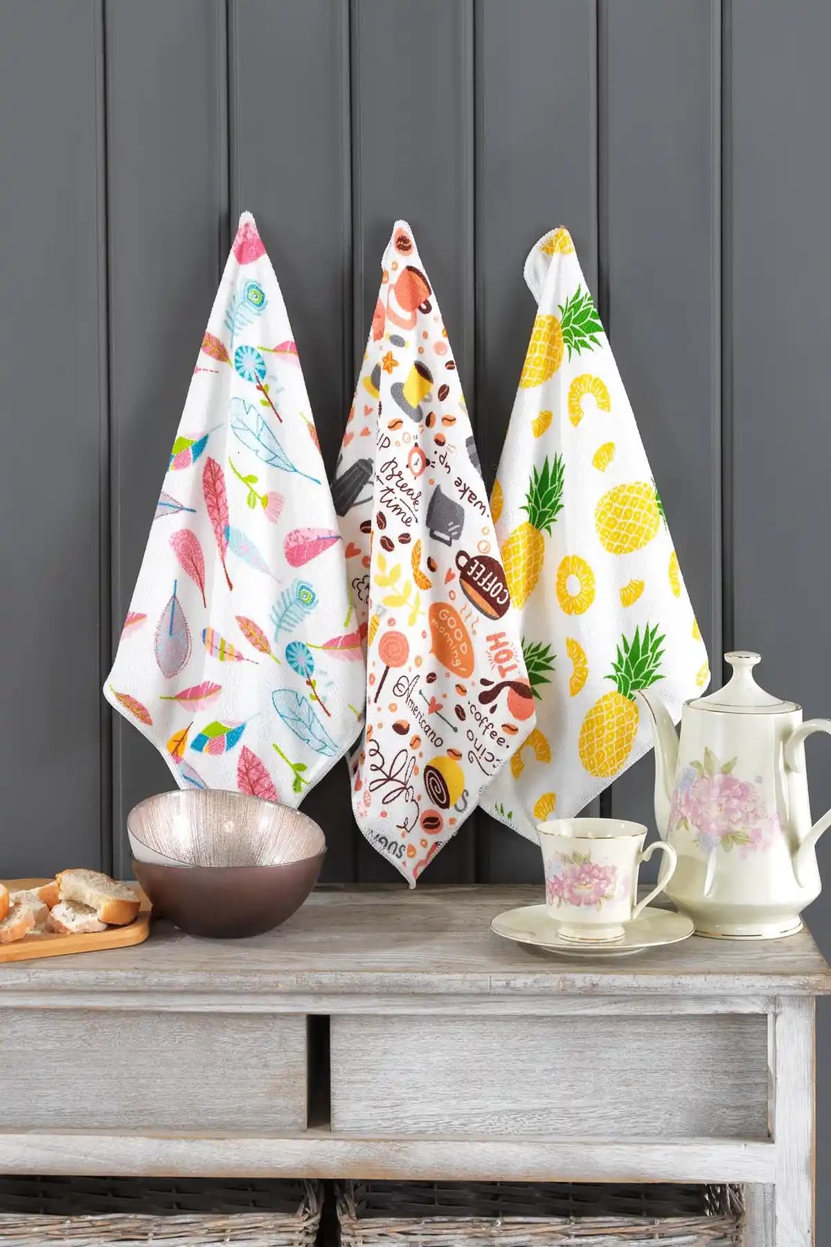 Genel Markalar Baskılı Mikrofiber Temizlik Bezi 3'lü Eco Set: Çok Yönlü ve Dayanıklı