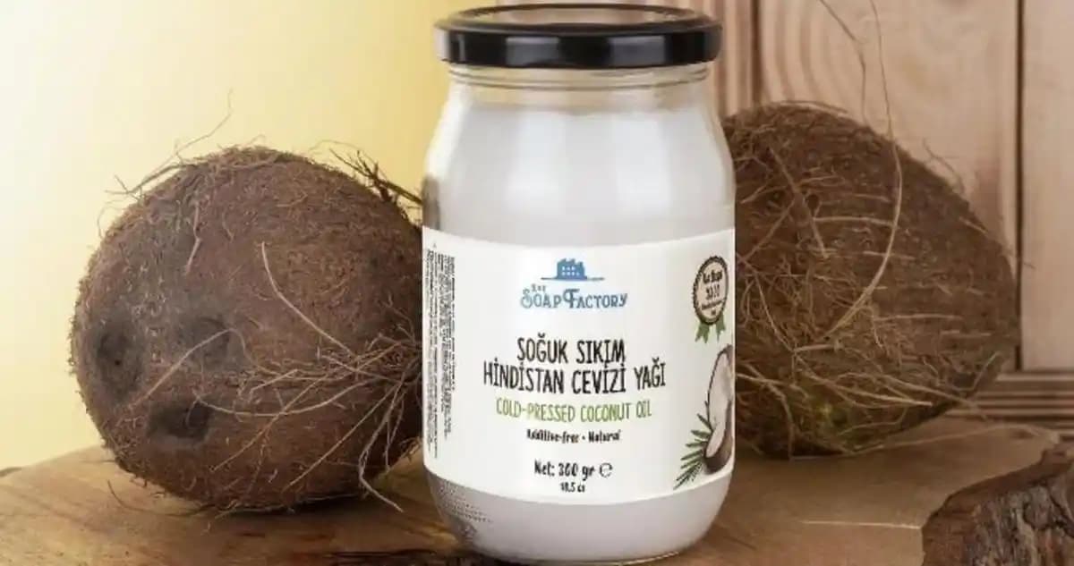 Hindistan Cevizi Yağı Kullanımı: Mutfak ve Kişisel Bakımda Pratik Yöntemler