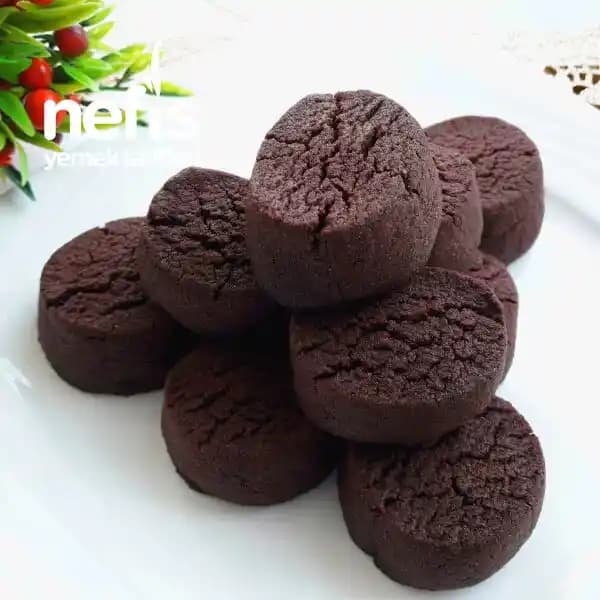 Marketlerde Kakaolu Bisküvi: Ürün Çeşitliliği ve Tüketici Tercihleri Üzerine Analiz