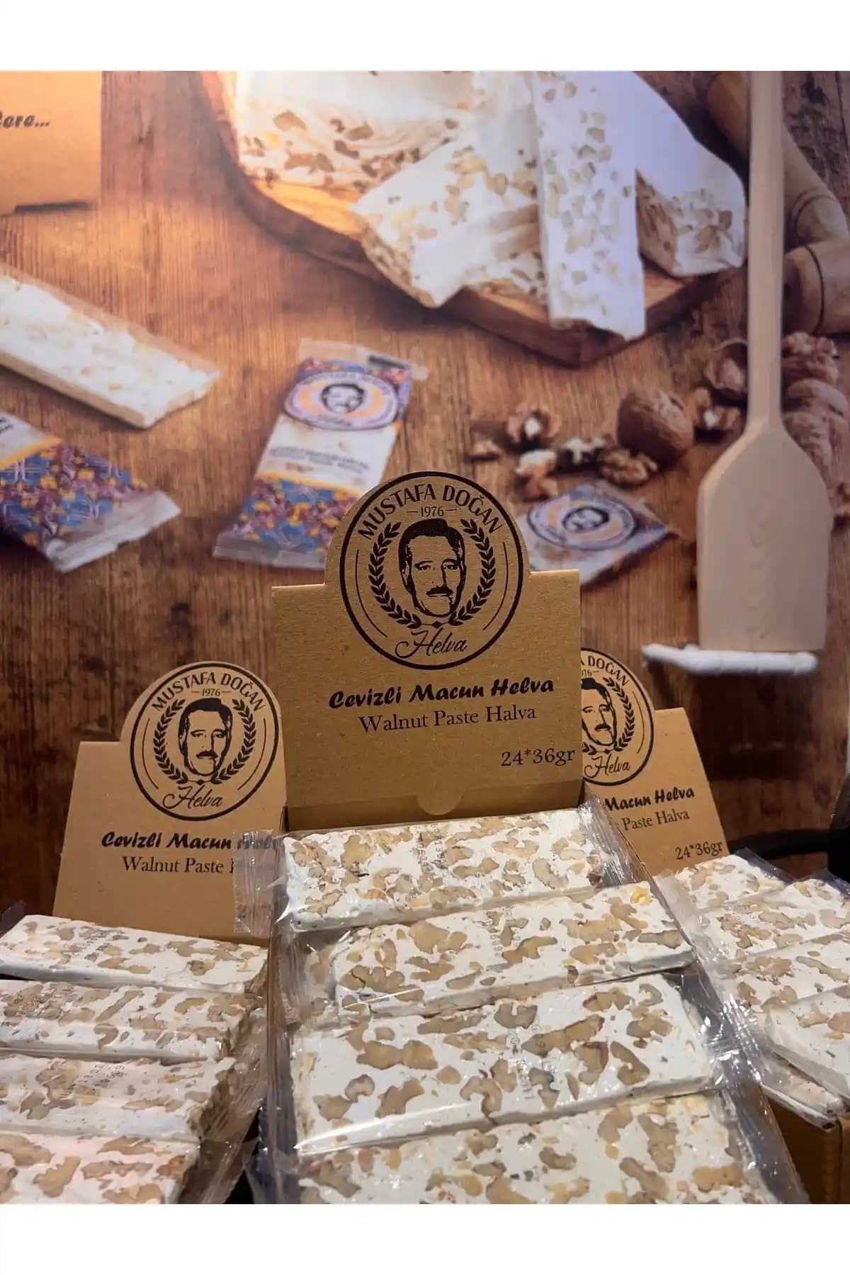 Mustafa Doğan Cevizli Macun Helva: Doğal İçerik ve Yoğun Ceviz Tatlarının Klasik Sunumu