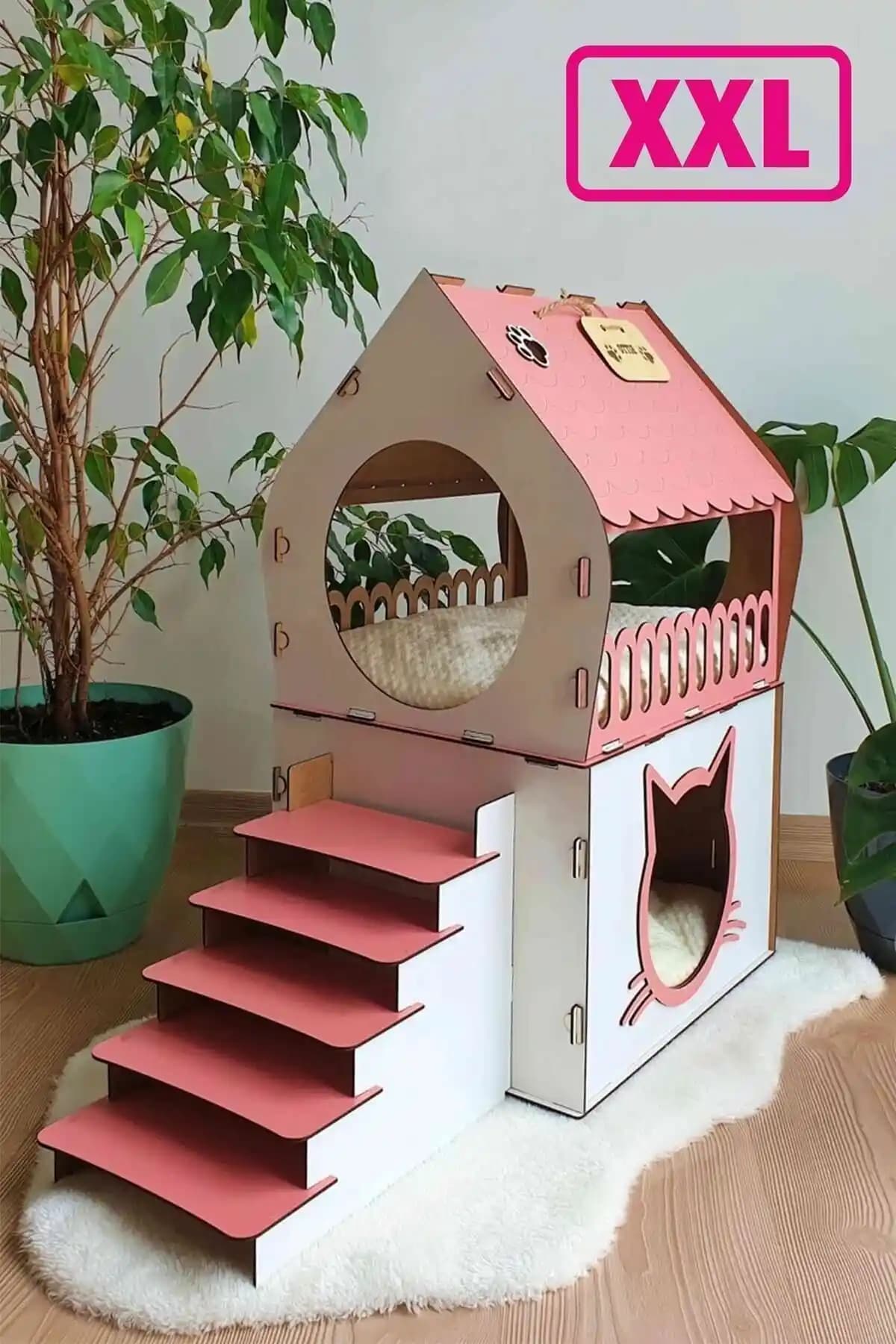 Genel Markalar Büyük Kedi Evi ve Nursoft Dekoratif Teraslı Kedi Evi Karşılaştırması