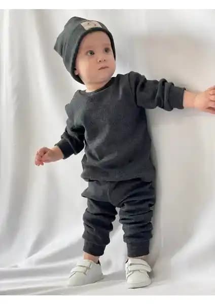 MiaBaby Pamuk Bereli ve Zepkids Kapüşonlu Erkek Çocuk Takımları Karşılaştırması