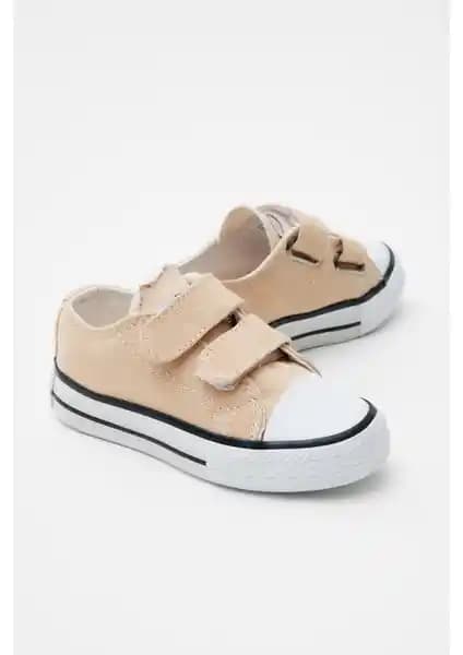 Tonny Black Çocuk Bej Kauçuk Taban Keten ve Kırmızı Rahat Kalıp Sneaker Karşılaştırması