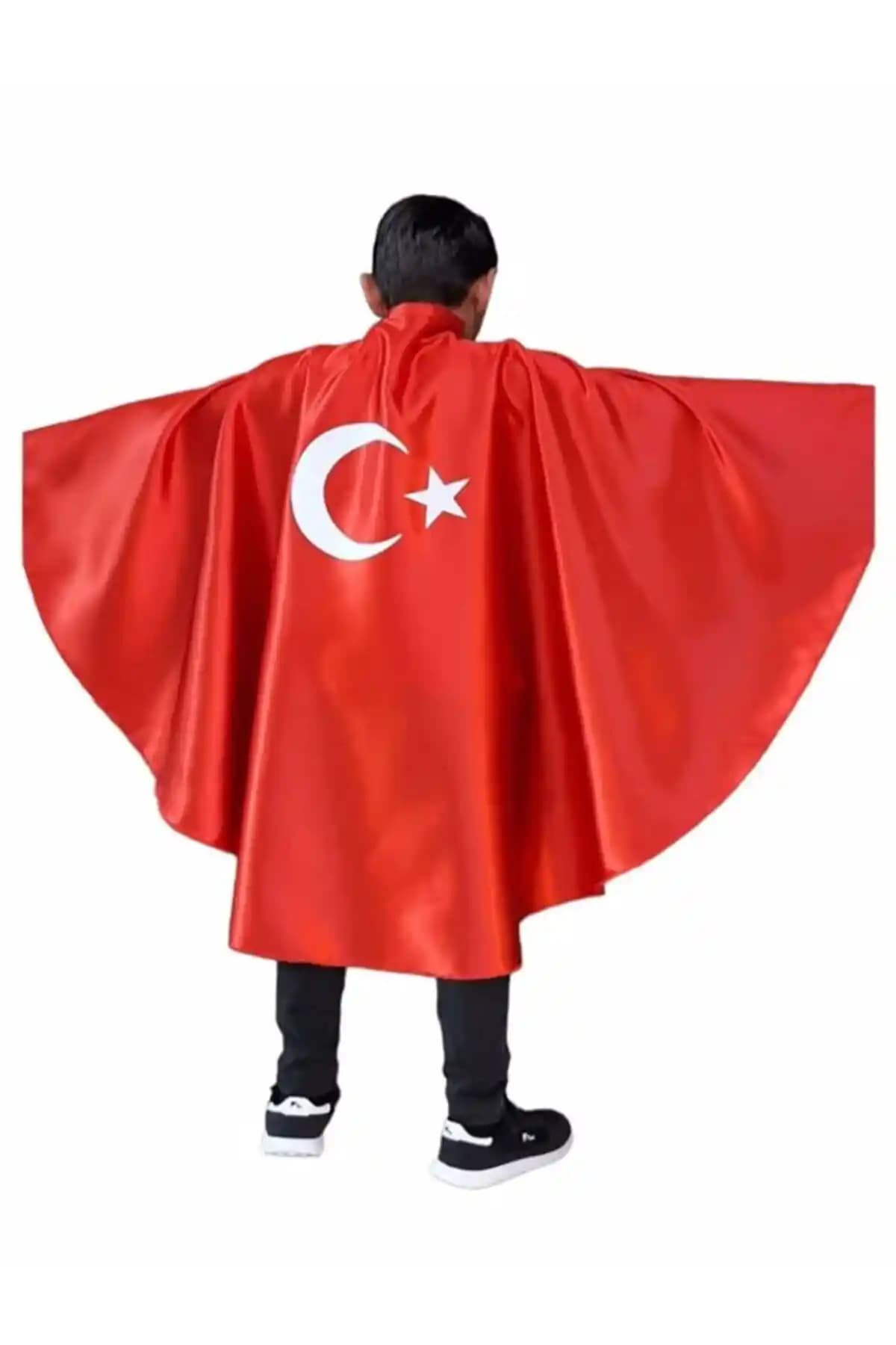 Çocuklar İçin 29 Ekim Temalı Bayrak Baskılı Pelerin Renkli ve Dayanıklı Tasarım