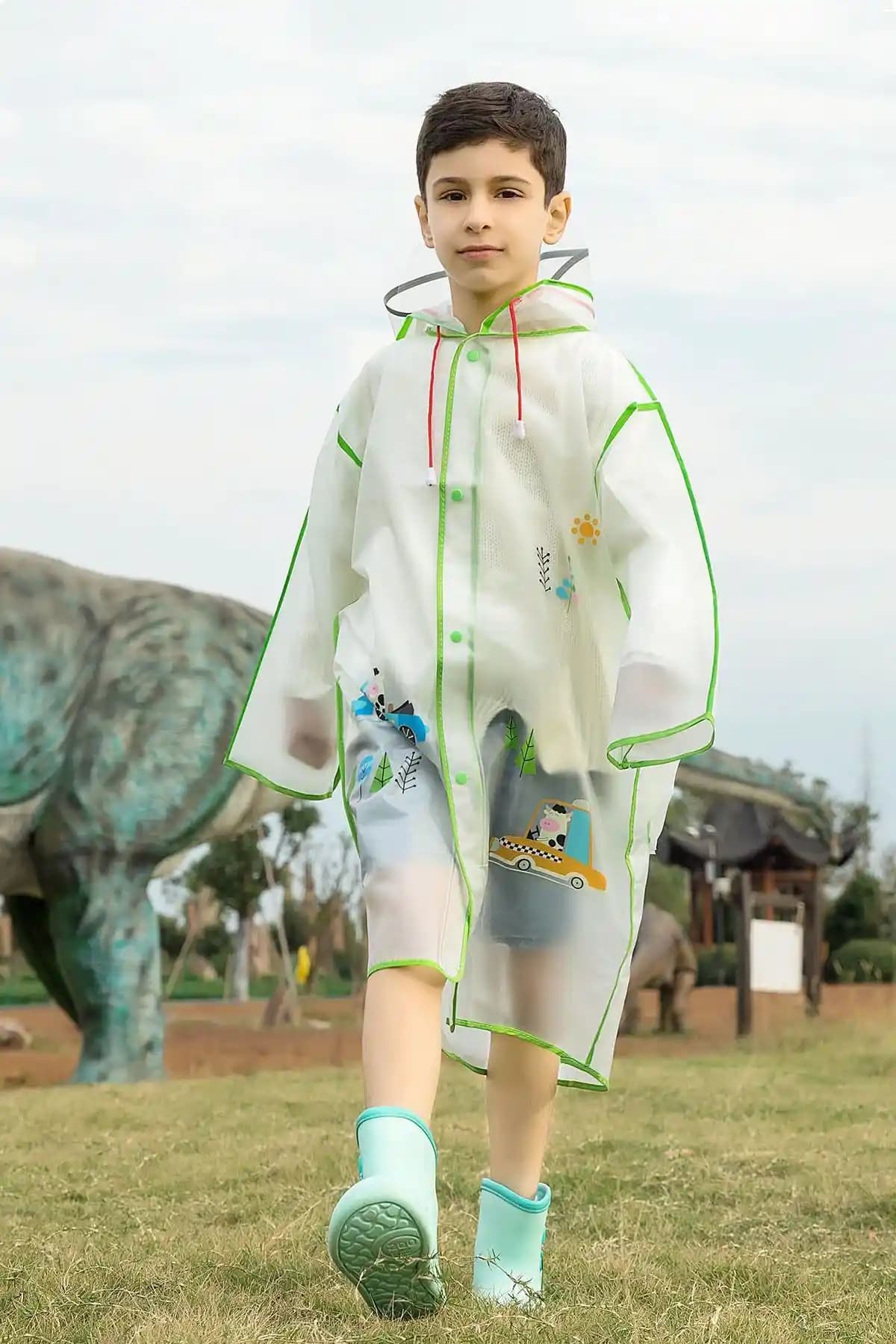 Çocuklar İçin Su Geçirmez ve Sürdürülebilir Kapüşonlu Yağmurluk Ürün Özellikleri ve Kullanım Rehberi
