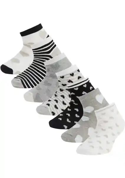 DeFacto'nun Kız Çocukları İçin Tasarladığı 7'li Pamuklu Patik Çorap Seti