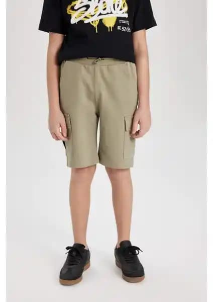 DeFacto ve U.S. Polo Assn. Erkek Çocuk Şortları Karşılaştırması ve Özellikleri