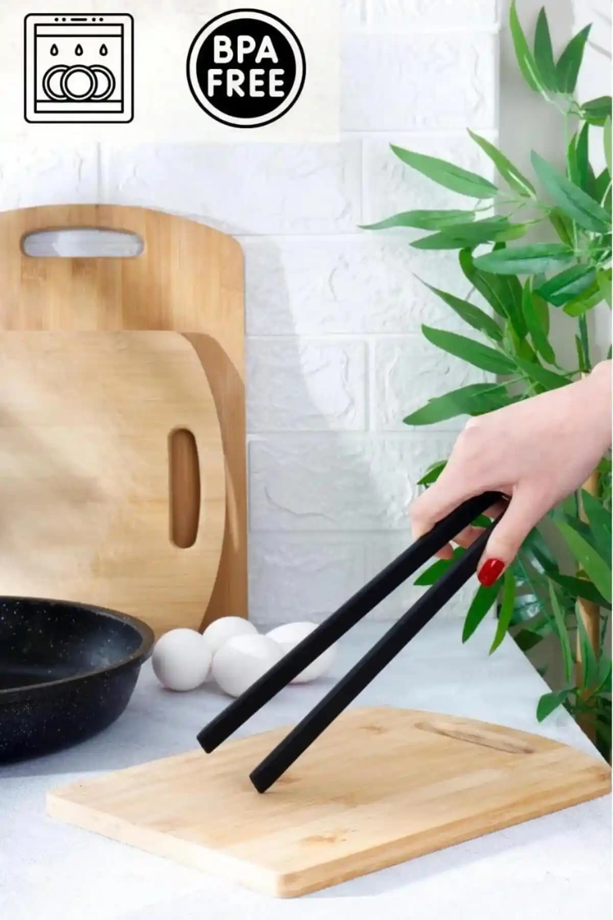 HOMENIVA Siyah Silikon Maşa: Yanmaz ve Dayanıklı Pişirme Arkadaşı