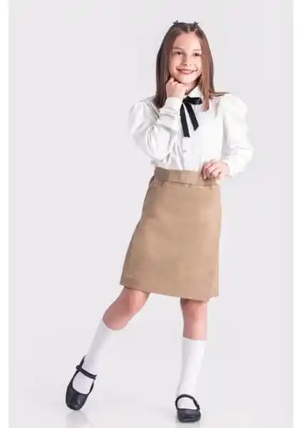 Kinderos Kız Çocuk Beli Lastikli Okul Kaşkorse Şort Etek 8637 – Konfor ve Şıklığın Buluşması
