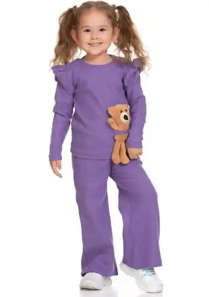 Renkli Diyar Kız Çocuk Alt Üst Takımı: Şıklık ve Konfor Sunan Günlük Giyim Seçeneği