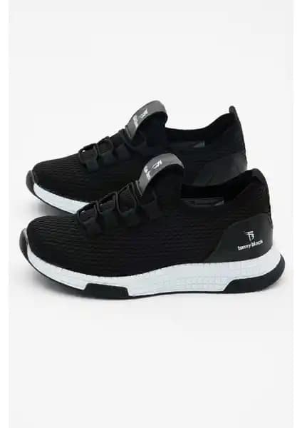 Tonny Black Çocuk Spor Ayakkabıları Karşılaştırması: Konfor, Tasarım ve Dayanıklılık Analizi