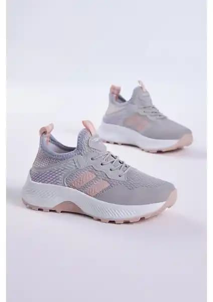 Tonny Black Çocuk Spor Ayakkabıları Karşılaştırması: Rahatlık ve Eğlence Bir Arada