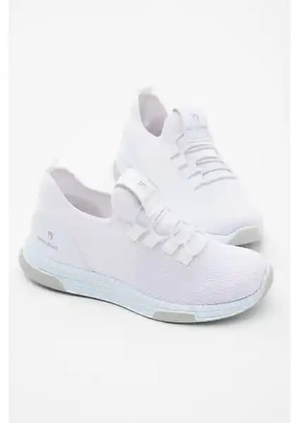 Tonny Black Çocuk Spor Ayakkabıları Karşılaştırması: Rahatlık ve Tasarımın İki Yüzü