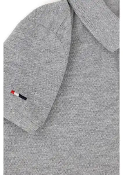 U.S. Polo Assn. Erkek Çocuk Gri Melanj ve Turuncu Polo Yaka Tişörtleri Karşılaştırması