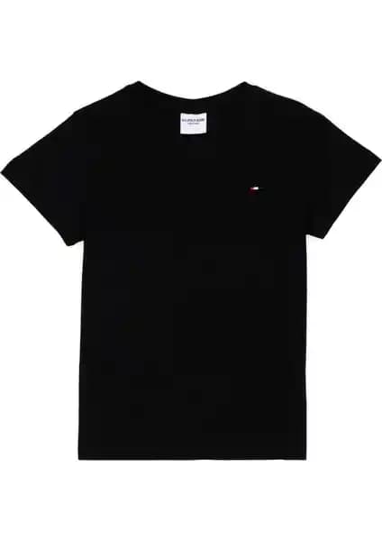 U.S. Polo Assn. Erkek Çocuk Siyah Basic ve Oversize Tişörtleri Karşılaştırması