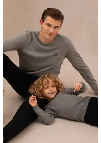 U.S. Polo Assn. Erkek Çocuk Triko Kazaklar Karşılaştırması ve Özellikleri