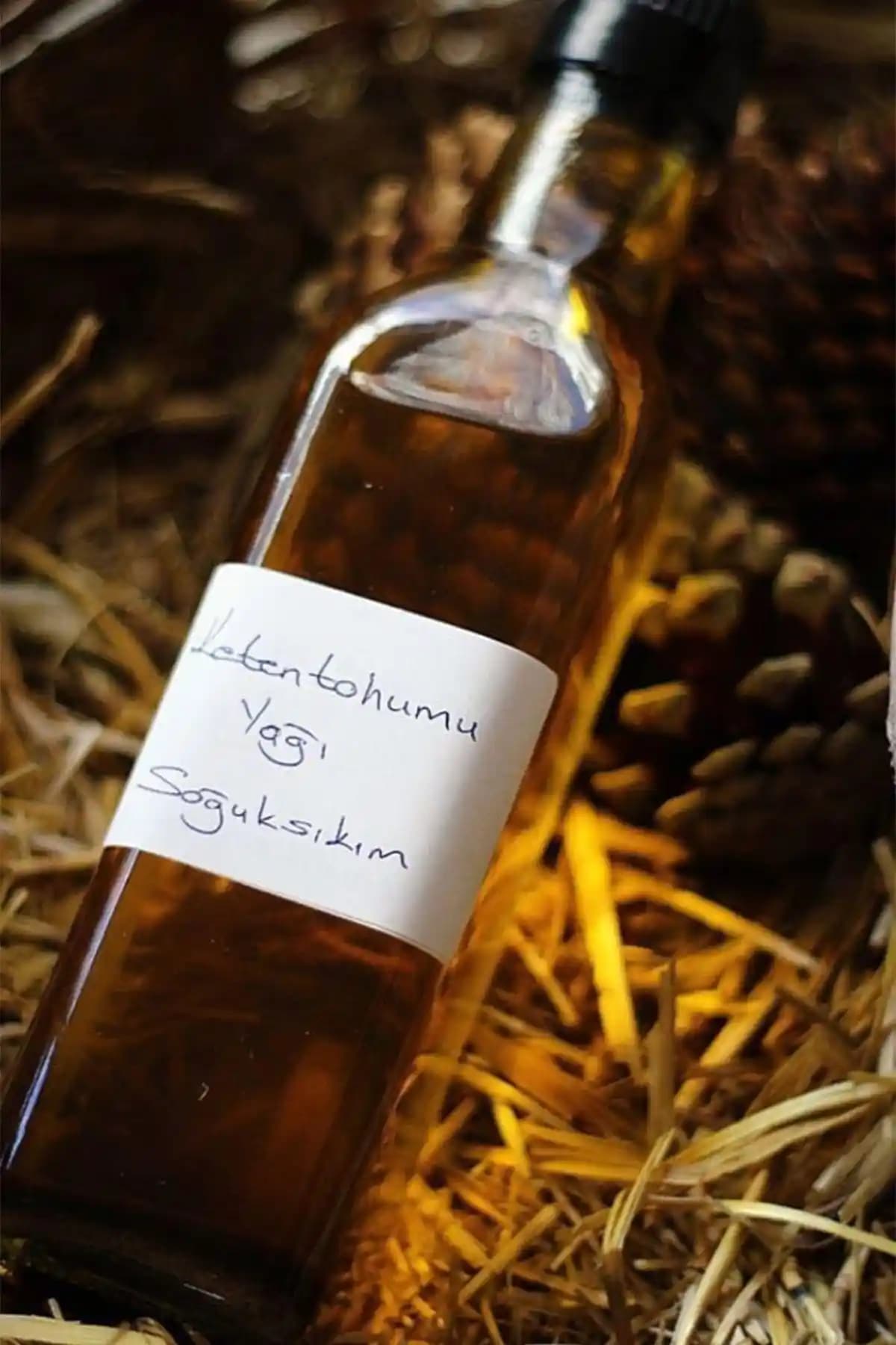 Yöreden Mutfağa Ev Yapımı Keten Tohumu Yağı Doğal ve Sağlıklı Güzellik Kaynağı