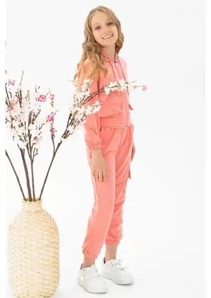 Zepkids Kız Çocuk Takımları Karşılaştırması: Kapüşonlu ve Omuz Detaylı Modellerin Özellikleri