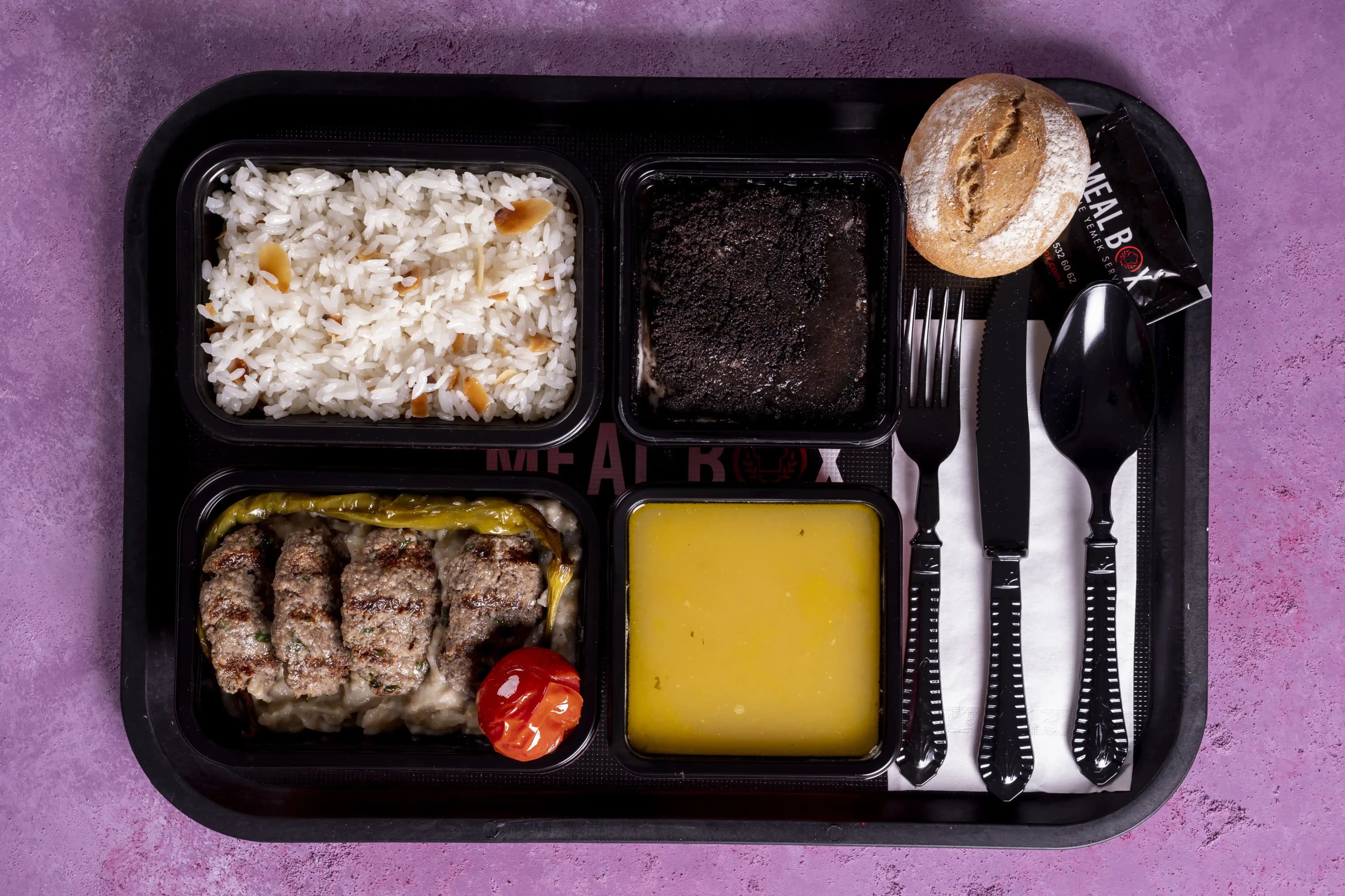 5 Doların Altında Ekonomik ve Lezzetli Yemek Tarifleriyle Bütçe Dostu Seçenekler